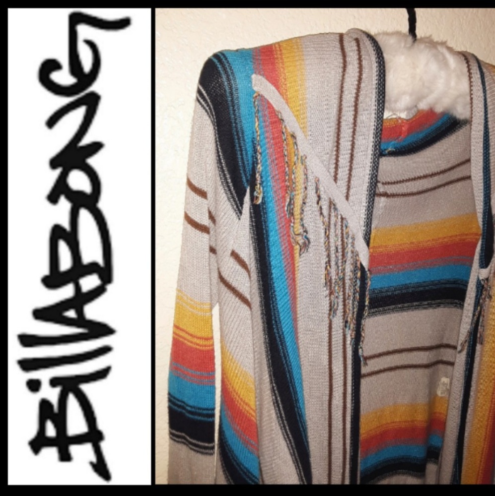 Beautiful Billabong Light Cardigan!